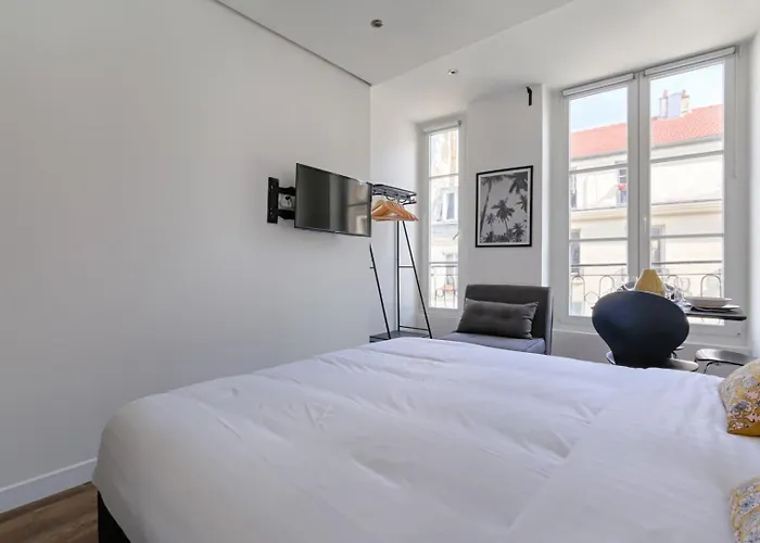 Apartman Tbs 313 - Elegant Near Marais District *